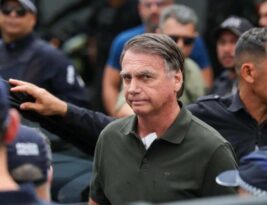 Moraes determina prisão definitiva de Bolsonaro na Polícia Federal
