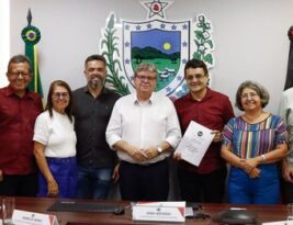 Governador anuncia atualização do PCCR dos jornalistas e criação do PCCR da Orquestra Sinfônica da Paraíba