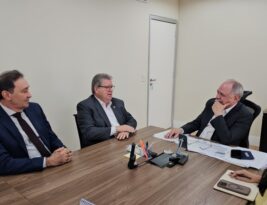 João Azevêdo trata de fortalecimento do programa PAA-Leite em audiência no Ministério do Desenvolvimento e Assistência Social