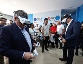 João Azevêdo e ministro Camilo Santana inauguram Salas Amanhã Digital e Maker em Bayeux e destacam importância para o ensino da rede estadual