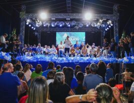 Lucas Ribeiro participa de inauguração da Adutora do Pajeú em Teixeira e destaca fim do colapso hídrico no município