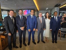 João Azevêdo prestigia posse de Gustavo Feliciano como ministro do Turismo e destaca experiência do gestor na Paraíba