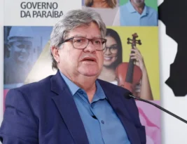 João Azevêdo confirma solução para dívida com servidores da UEPB e promete iniciar pagamento das progressões em janeiro