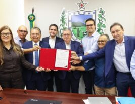 João Azevêdo autoriza construção de rodovia de R$ 33 milhões ligando Pocinhos a Olivedos