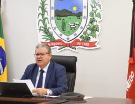 João Azevêdo faz balanço dos sete anos de gestão e destaca compromisso com os paraibanos em mensagem à ALPB