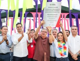 João Azevêdo entrega Binário de Jacumã, Centro de Atendimento ao Turista e recebe Título de Cidadania Condense