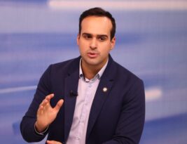 Lucas Ribeiro anuncia novo secretário de Infraestrutura da Paraíba antes de assumir governo