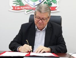 João Azevêdo formaliza renúncia ao mandato de governador em carta ao presidente da ALPB