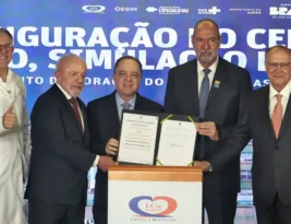 Lula sanciona lei do marco regulatório da vacina contra o câncer