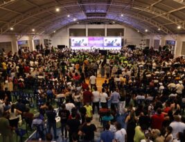 Governador Lucas Ribeiro assina ordem de serviço da Vila Olímpica de Sousa durante audiência do ODE no município