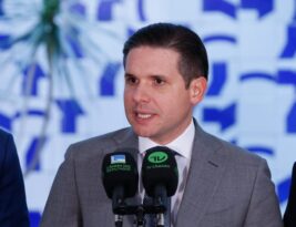 Hugo Motta defende uso da Lei da Reciprocidade contra EUA após nova tarifa